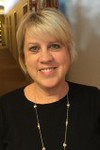 Lynn Raynor headshot